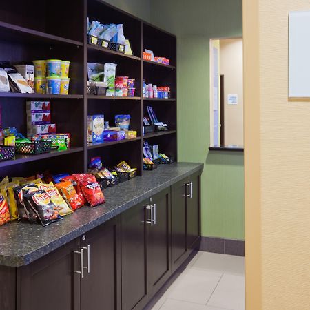 Holiday Inn Express & Suites Fort Dodge By Ihg Zewnętrze zdjęcie