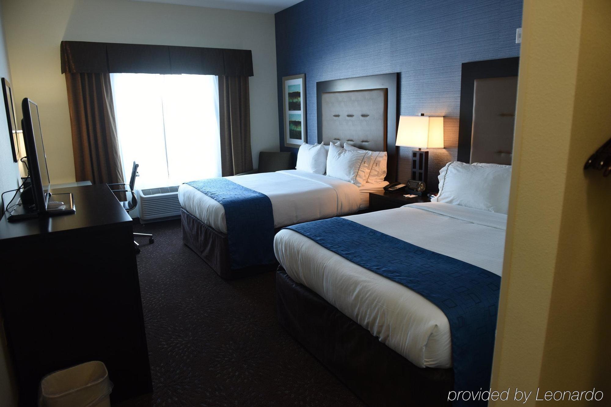 Holiday Inn Express & Suites Fort Dodge By Ihg Zewnętrze zdjęcie