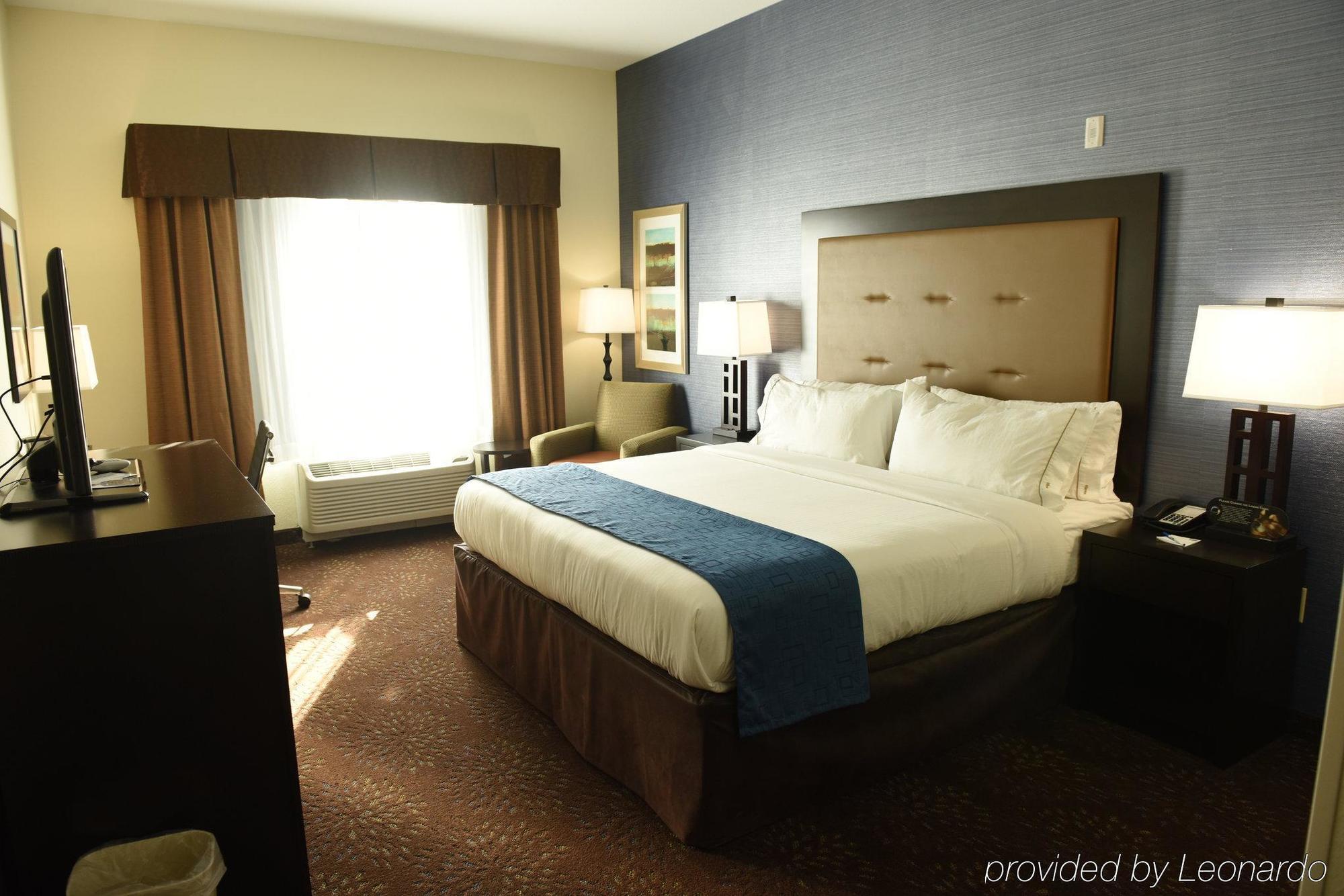 Holiday Inn Express & Suites Fort Dodge By Ihg Zewnętrze zdjęcie
